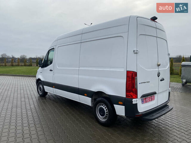 Белый Мерседес eSprinter, объемом двигателя 0 л и пробегом 26 тыс. км за 18300 $, фото 6 на Automoto.ua