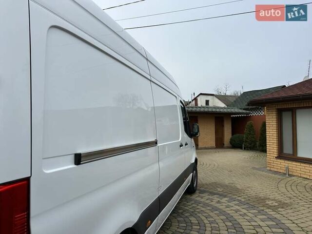 Белый Мерседес eSprinter, объемом двигателя 0 л и пробегом 32 тыс. км за 19300 $, фото 16 на Automoto.ua