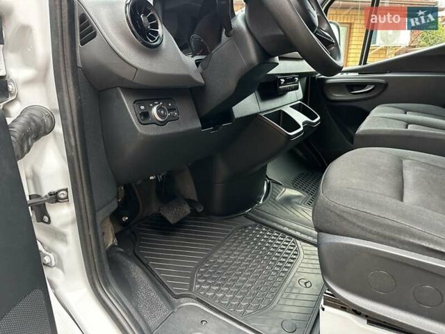 Білий Мерседес eSprinter, об'ємом двигуна 0 л та пробігом 32 тис. км за 19300 $, фото 29 на Automoto.ua