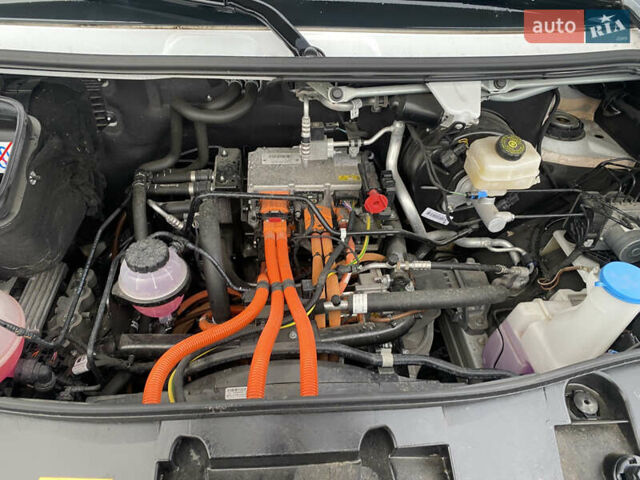 Белый Мерседес eSprinter, объемом двигателя 0 л и пробегом 26 тыс. км за 18300 $, фото 12 на Automoto.ua