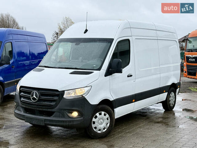 Белый Мерседес eSprinter, объемом двигателя 0 л и пробегом 38 тыс. км за 23900 $, фото 1 на Automoto.ua