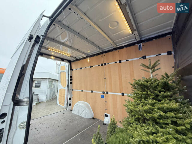 Белый Мерседес eSprinter, объемом двигателя 0 л и пробегом 38 тыс. км за 23900 $, фото 24 на Automoto.ua