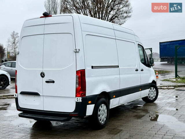 Белый Мерседес eSprinter, объемом двигателя 0 л и пробегом 38 тыс. км за 23900 $, фото 2 на Automoto.ua