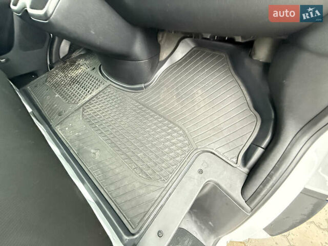 Белый Мерседес eSprinter, объемом двигателя 0 л и пробегом 38 тыс. км за 23900 $, фото 25 на Automoto.ua