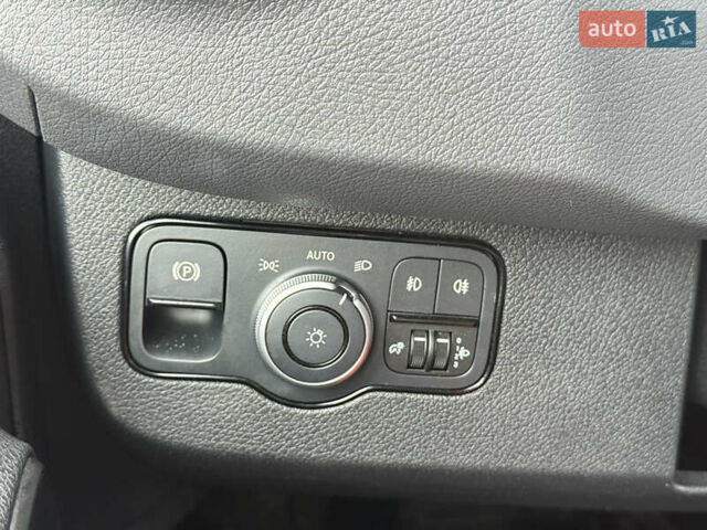 Белый Мерседес eSprinter, объемом двигателя 0 л и пробегом 38 тыс. км за 23900 $, фото 34 на Automoto.ua