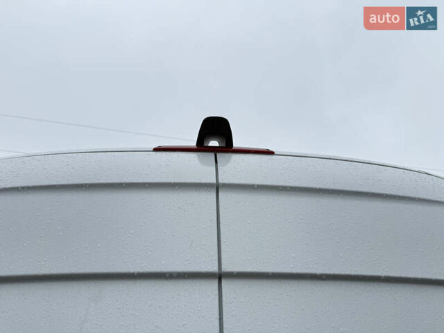 Белый Мерседес eSprinter, объемом двигателя 0 л и пробегом 38 тыс. км за 23900 $, фото 20 на Automoto.ua