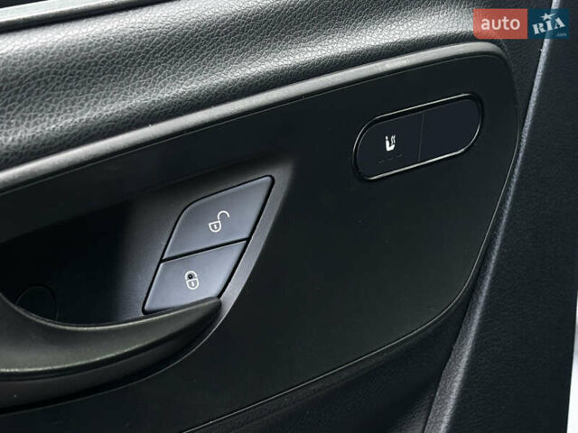 Белый Мерседес eSprinter, объемом двигателя 0 л и пробегом 25 тыс. км за 19500 $, фото 8 на Automoto.ua