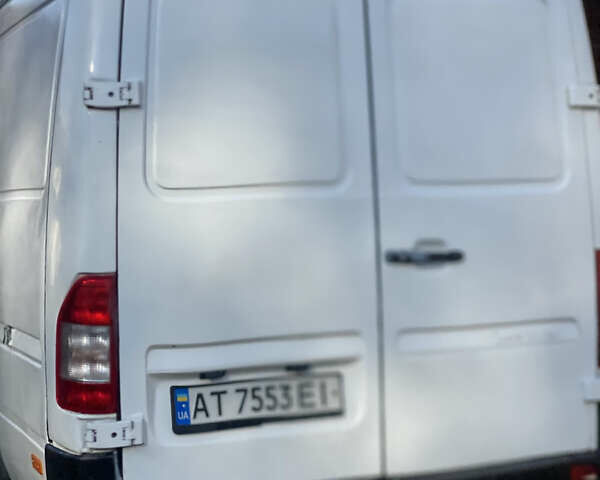 Мерседес eSprinter 2024 в Снятине на Automoto.ua Белый Мерседес eSprinter, объемом двигателя 2.15 л и пробегом 764 тыс. км за 7700 $, фото 5 на Automoto.ua