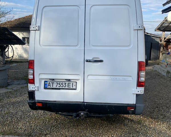 Мерседес eSprinter 2024 в Снятине на Automoto.ua Белый Мерседес eSprinter, объемом двигателя 2.15 л и пробегом 764 тыс. км за 7700 $, фото 3 на Automoto.ua
