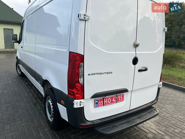 Мерседес eSprinter 2024 в Старая Выжевка на Automoto.ua Белый Мерседес eSprinter, объемом двигателя 2.45 л и пробегом 25 тыс. км за 19300 $, фото 2 на Automoto.ua