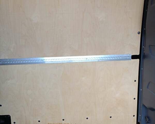 Черный Мерседес eSprinter, объемом двигателя 2.3 л и пробегом 198 тыс. км за 21949 $, фото 9 на Automoto.ua