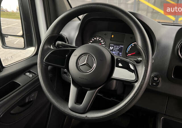 Мерседес eSprinter, объемом двигателя 0 л и пробегом 19 тыс. км за 20989 $, фото 13 на Automoto.ua