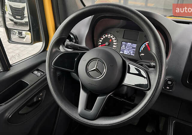 Желтый Мерседес eSprinter, объемом двигателя 0 л и пробегом 27 тыс. км за 20572 $, фото 14 на Automoto.ua