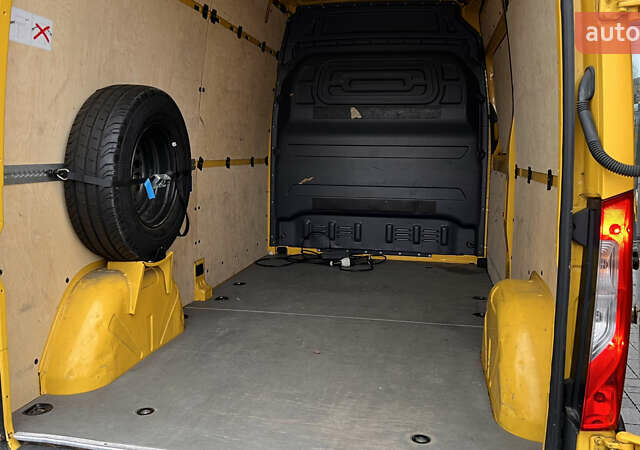 Желтый Мерседес eSprinter, объемом двигателя 0 л и пробегом 27 тыс. км за 20572 $, фото 25 на Automoto.ua