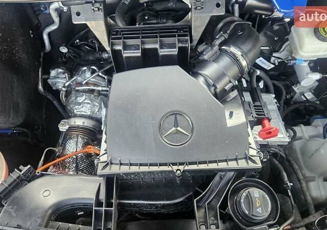 Синий Мерседес eSprinter, объемом двигателя 0 л и пробегом 290 тыс. км за 30366 $, фото 5 на Automoto.ua