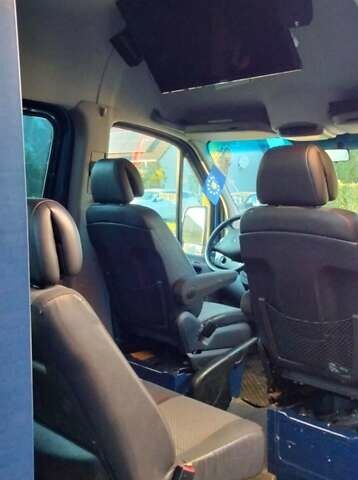 Синий Мерседес eSprinter, объемом двигателя 2.2 л и пробегом 240 тыс. км за 20000 $, фото 1 на Automoto.ua