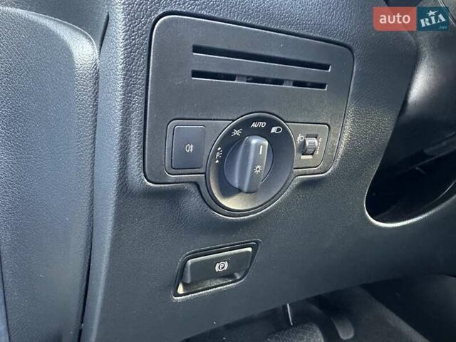 Білий Мерседес eVito, об'ємом двигуна 0 л та пробігом 14 тис. км за 21500 $, фото 24 на Automoto.ua