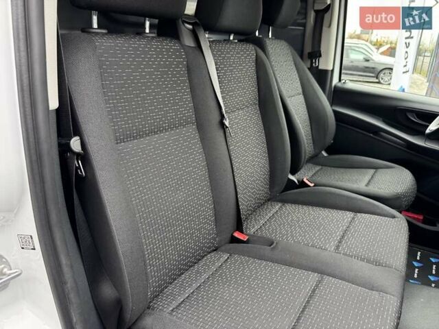 Білий Мерседес eVito, об'ємом двигуна 0 л та пробігом 47 тис. км за 18900 $, фото 29 на Automoto.ua