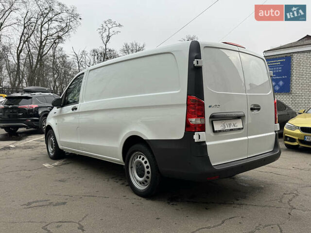 Белый Мерседес eVito, объемом двигателя 0 л и пробегом 44 тыс. км за 14999 $, фото 7 на Automoto.ua