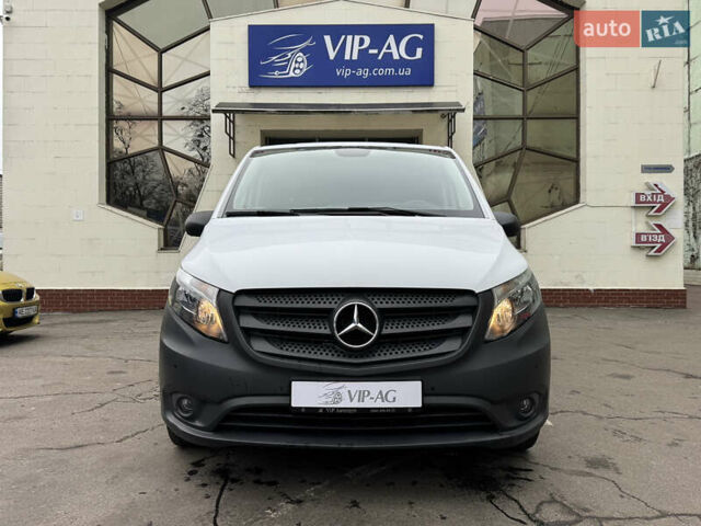 Белый Мерседес eVito, объемом двигателя 0 л и пробегом 44 тыс. км за 14999 $, фото 2 на Automoto.ua