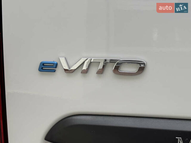 Білий Мерседес eVito, об'ємом двигуна 0 л та пробігом 11 тис. км за 24999 $, фото 25 на Automoto.ua