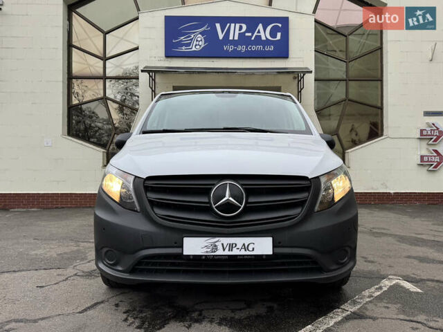 Білий Мерседес eVito, об'ємом двигуна 0 л та пробігом 11 тис. км за 24999 $, фото 1 на Automoto.ua