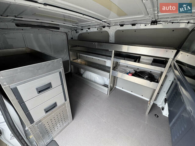 Білий Мерседес eVito, об'ємом двигуна 0 л та пробігом 9 тис. км за 18400 $, фото 43 на Automoto.ua