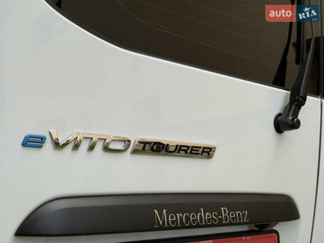 Білий Мерседес eVito, об'ємом двигуна 0 л та пробігом 208 тис. км за 26900 $, фото 48 на Automoto.ua