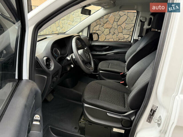 Білий Мерседес eVito, об'ємом двигуна 0 л та пробігом 208 тис. км за 26900 $, фото 17 на Automoto.ua