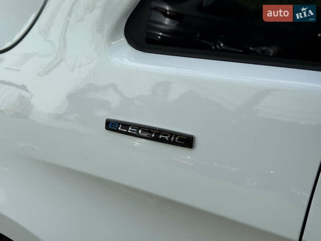 Білий Мерседес eVito, об'ємом двигуна 0 л та пробігом 44 тис. км за 16999 $, фото 9 на Automoto.ua