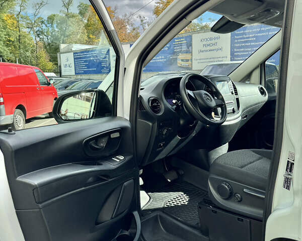 Білий Мерседес eVito, об'ємом двигуна 0 л та пробігом 44 тис. км за 16999 $, фото 11 на Automoto.ua