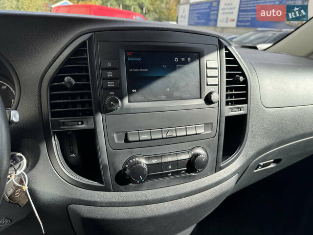 Білий Мерседес eVito, об'ємом двигуна 0 л та пробігом 44 тис. км за 16999 $, фото 19 на Automoto.ua