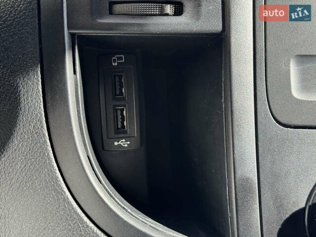 Білий Мерседес eVito, об'ємом двигуна 0 л та пробігом 44 тис. км за 16999 $, фото 20 на Automoto.ua