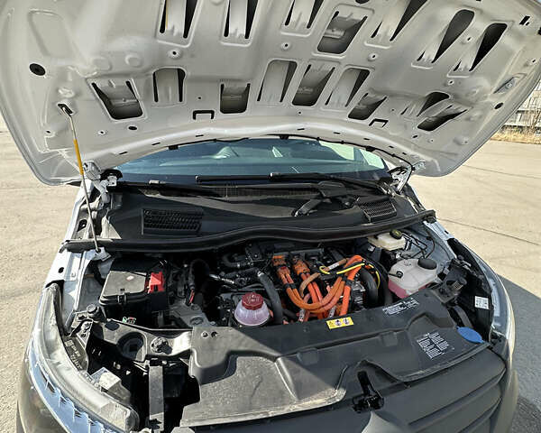 Белый Мерседес eVito, объемом двигателя 0 л и пробегом 2 тыс. км за 27900 $, фото 31 на Automoto.ua