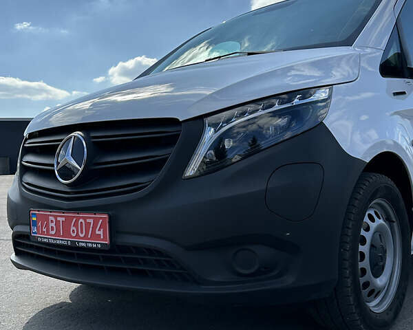 Белый Мерседес eVito, объемом двигателя 0 л и пробегом 2 тыс. км за 27900 $, фото 11 на Automoto.ua