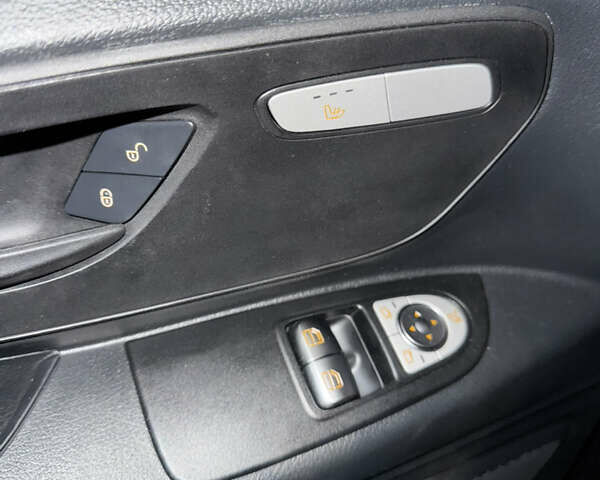 Білий Мерседес eVito, об'ємом двигуна 0 л та пробігом 39 тис. км за 26900 $, фото 34 на Automoto.ua