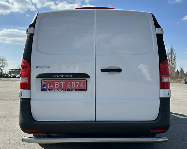 Белый Мерседес eVito, объемом двигателя 0 л и пробегом 2 тыс. км за 27900 $, фото 4 на Automoto.ua