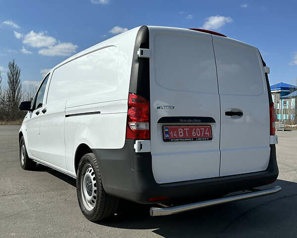 Белый Мерседес eVito, объемом двигателя 0 л и пробегом 2 тыс. км за 27900 $, фото 3 на Automoto.ua