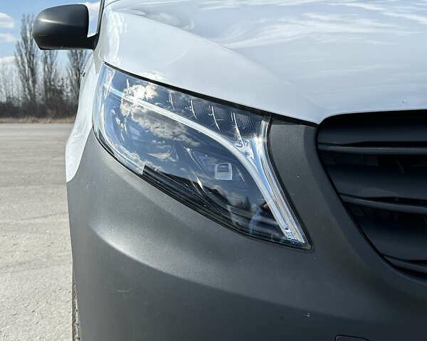 Белый Мерседес eVito, объемом двигателя 0 л и пробегом 2 тыс. км за 27900 $, фото 10 на Automoto.ua