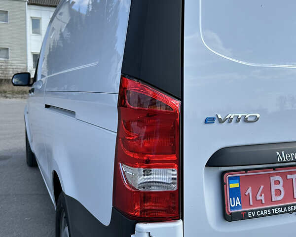 Белый Мерседес eVito, объемом двигателя 0 л и пробегом 2 тыс. км за 27900 $, фото 14 на Automoto.ua
