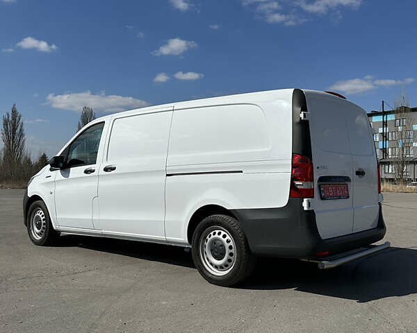 Белый Мерседес eVito, объемом двигателя 0 л и пробегом 2 тыс. км за 27900 $, фото 2 на Automoto.ua