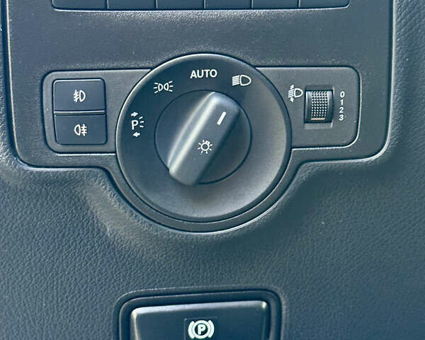 Мерседес eVito, об'ємом двигуна 0 л та пробігом 44 тис. км за 15999 $, фото 26 на Automoto.ua