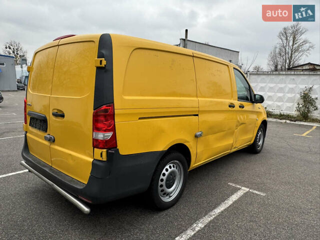Желтый Мерседес eVito, объемом двигателя 0 л и пробегом 56 тыс. км за 11450 $, фото 8 на Automoto.ua