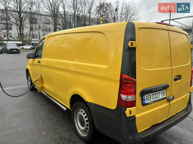 Желтый Мерседес eVito, объемом двигателя 0 л и пробегом 67 тыс. км за 12999 $, фото 2 на Automoto.ua