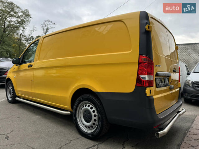 Жовтий Мерседес eVito, об'ємом двигуна 0 л та пробігом 77 тис. км за 16300 $, фото 10 на Automoto.ua