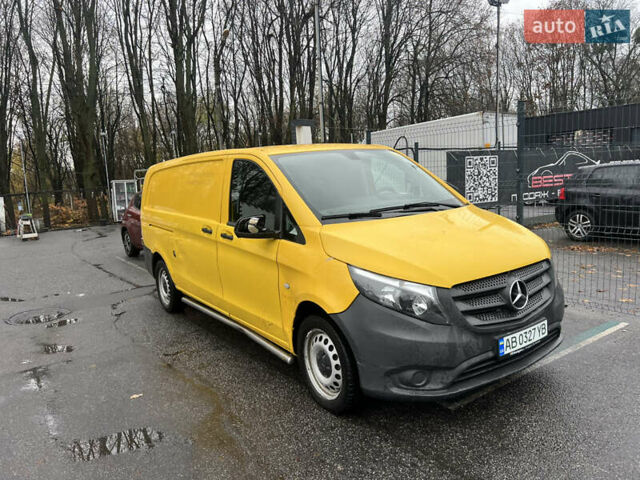 Желтый Мерседес eVito, объемом двигателя 0 л и пробегом 67 тыс. км за 12999 $, фото 1 на Automoto.ua