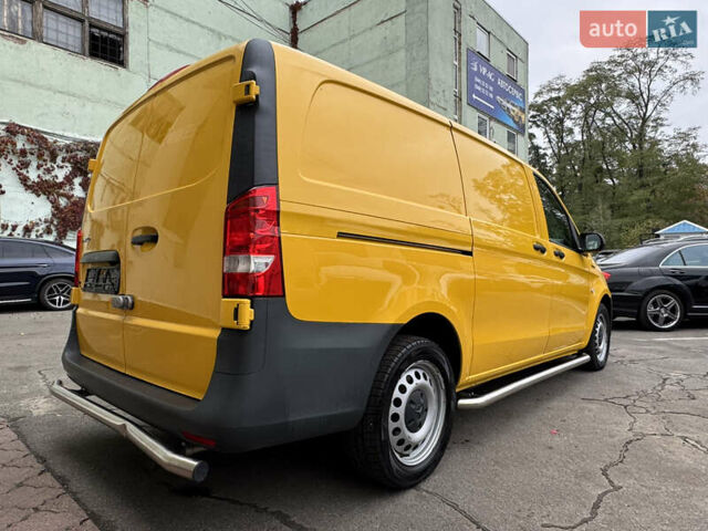 Жовтий Мерседес eVito, об'ємом двигуна 0 л та пробігом 77 тис. км за 16300 $, фото 6 на Automoto.ua