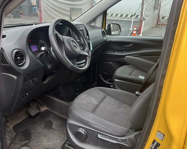 Желтый Мерседес eVito, объемом двигателя 0 л и пробегом 67 тыс. км за 12999 $, фото 10 на Automoto.ua