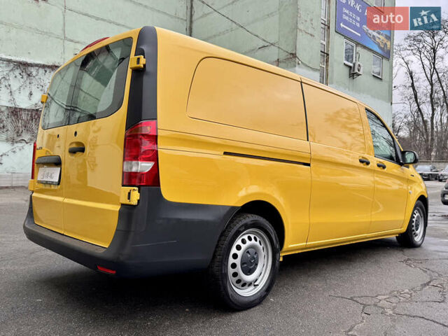 Желтый Мерседес eVito, объемом двигателя 0 л и пробегом 95 тыс. км за 18999 $, фото 7 на Automoto.ua