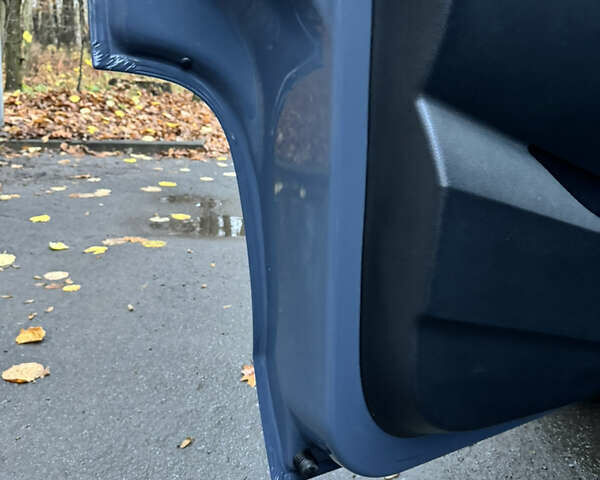 Сірий Мерседес eVito, об'ємом двигуна 0 л та пробігом 32 тис. км за 16500 $, фото 18 на Automoto.ua